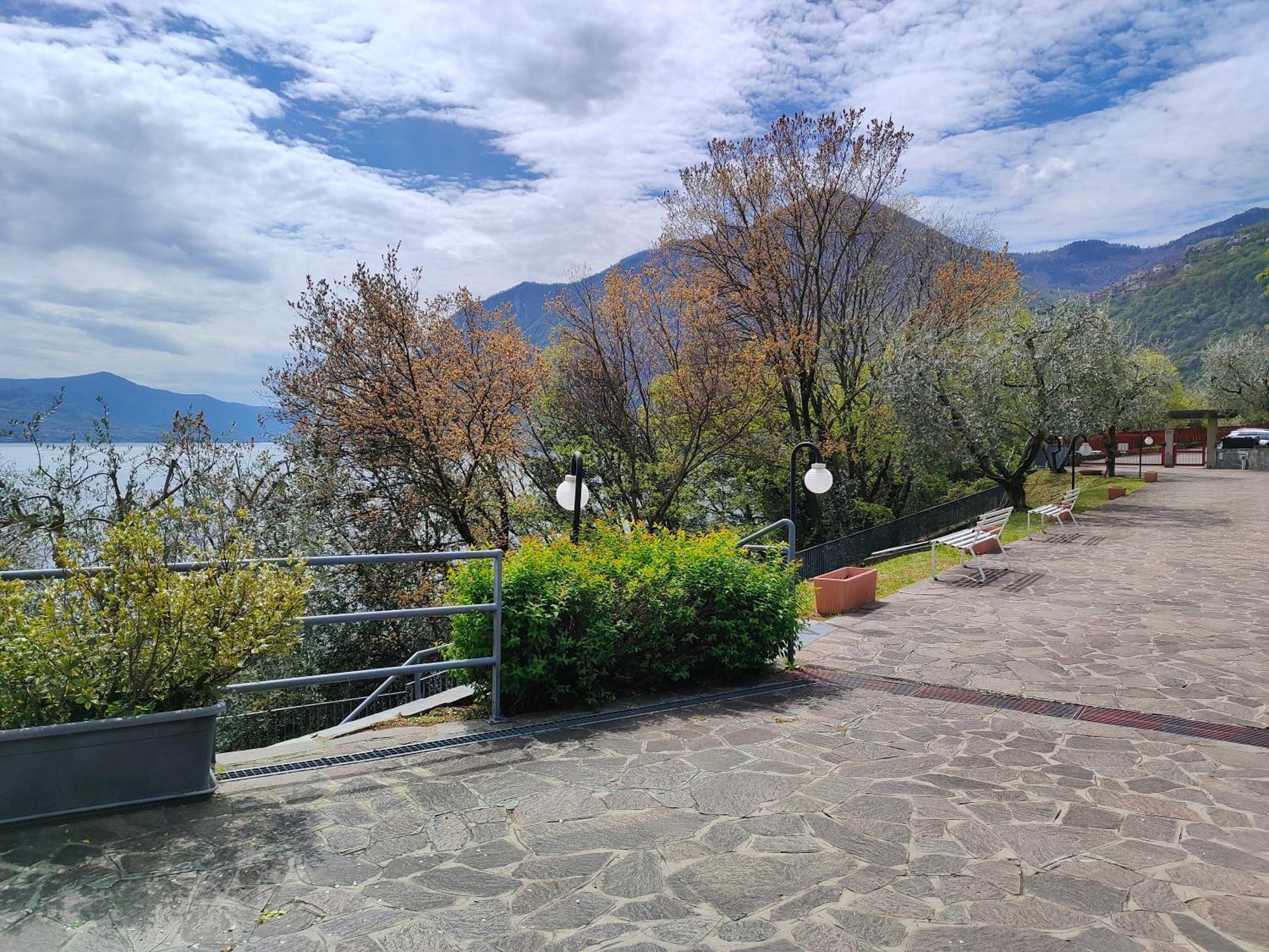 Iseolakerental- Casa Trentapassi Riva di Solto Eksteriør billede